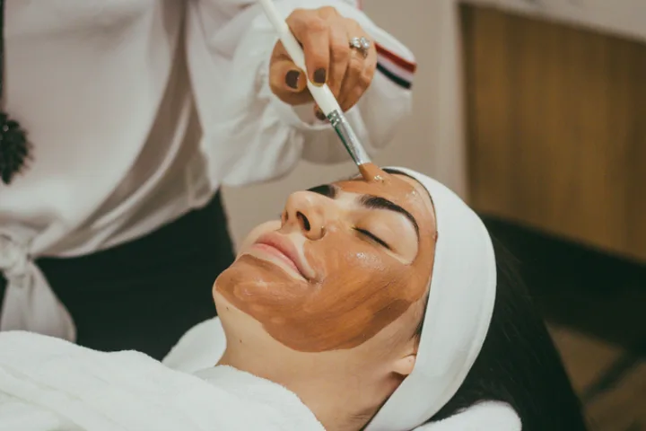 Kadıköy Calm Spa’da 60 veya 90 Dakika Derin Doku Masajı
