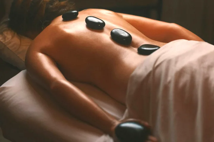 Fatih Palace Spa’da 45 Dakika Anti-Stres Masajı ve Islak Alan